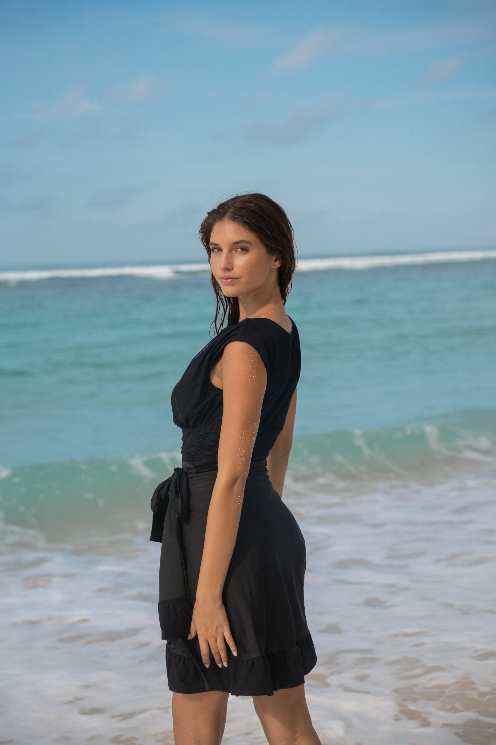 Swimss wrap skirt short tule black - Image 3